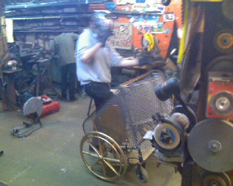 58566_1546537234417_1564634046_31325916_6602141_n